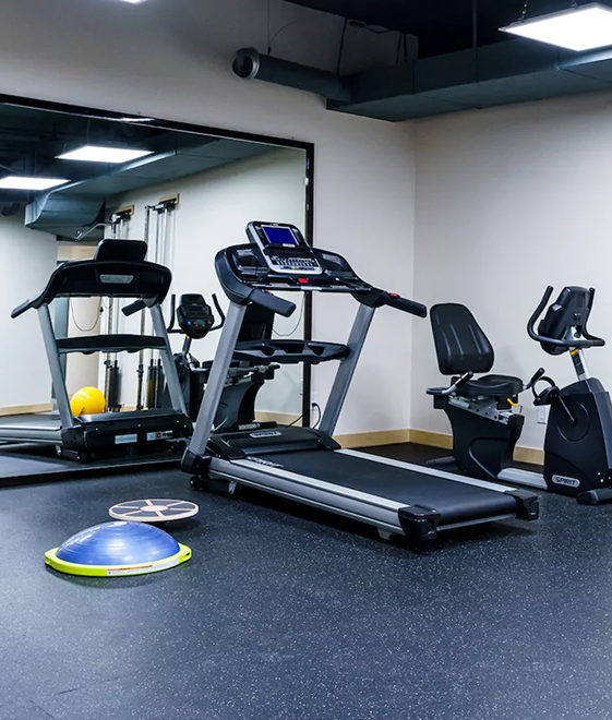 treadmill-in-facility